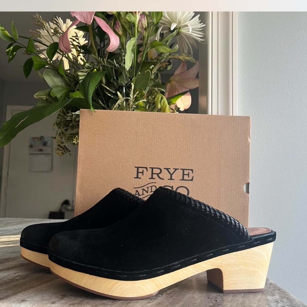 Frye I 10 - Picture 7 of 8